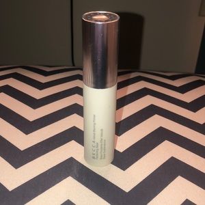 BECCA Velvet Blurring Primer (Apricot Haze)